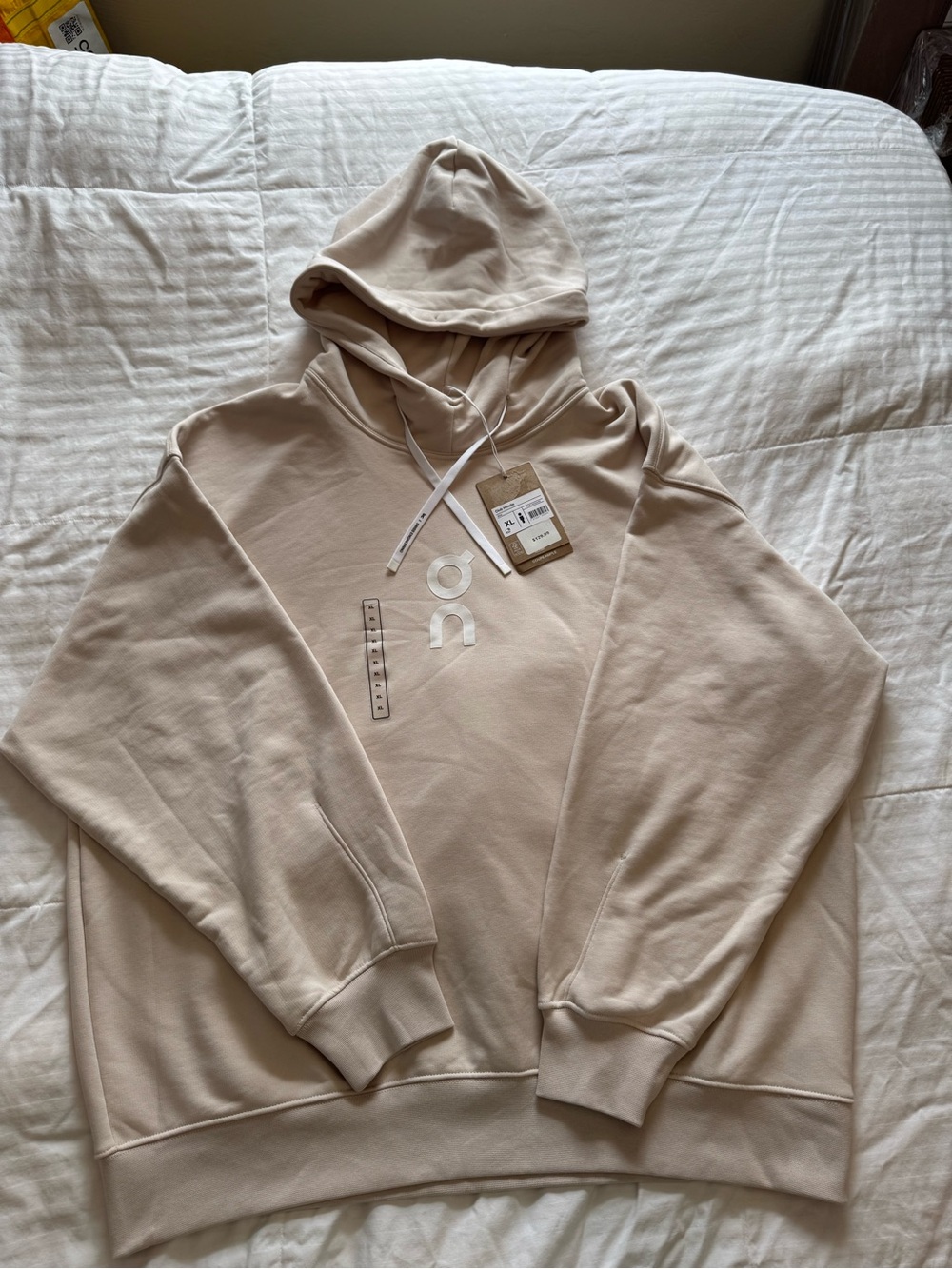 On Running Men's Hoodie in Light Beige